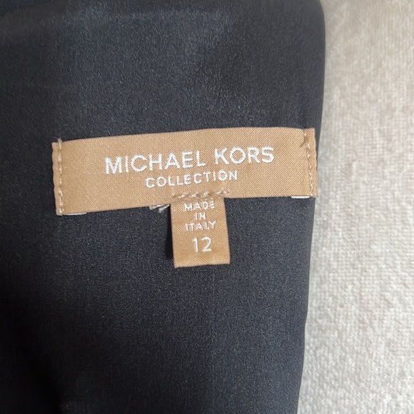 Michael Kors Collection Elegant Black V-Neck Dress with Silver Gromet Detail 12 - Picture 8 of 9